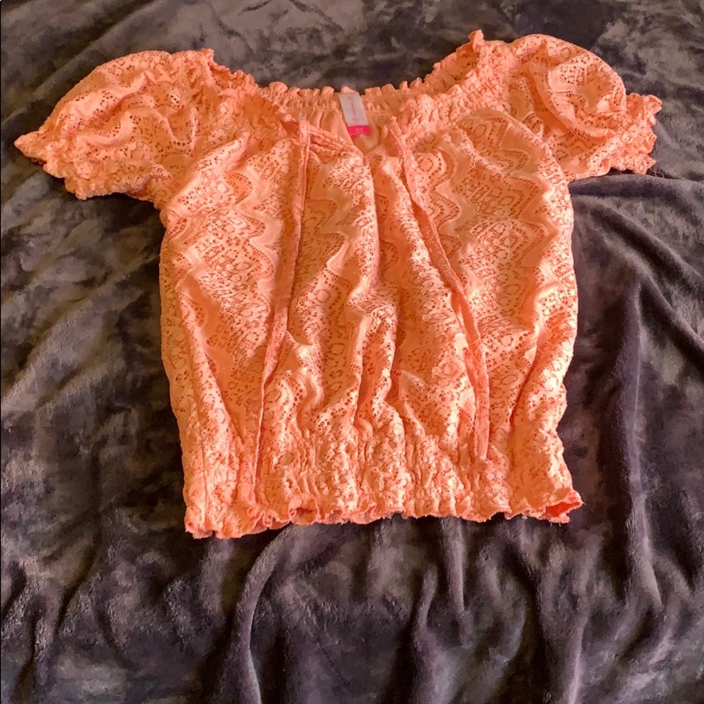 Lacey top